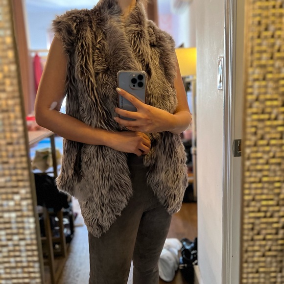 Reversible Real Shearling - Picture 9 of 12